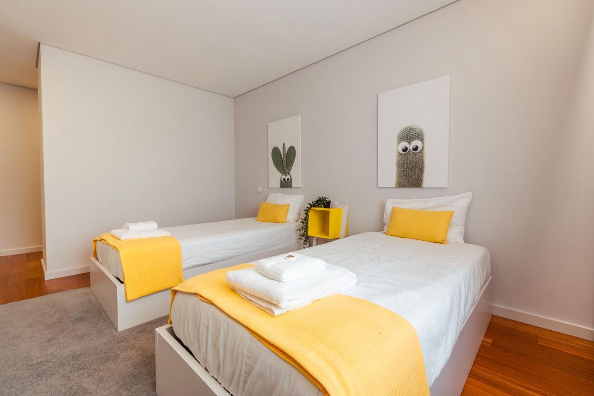 Porto & Douro Vista Apartments By Inviting Valbom (Gondomar) Exterior foto