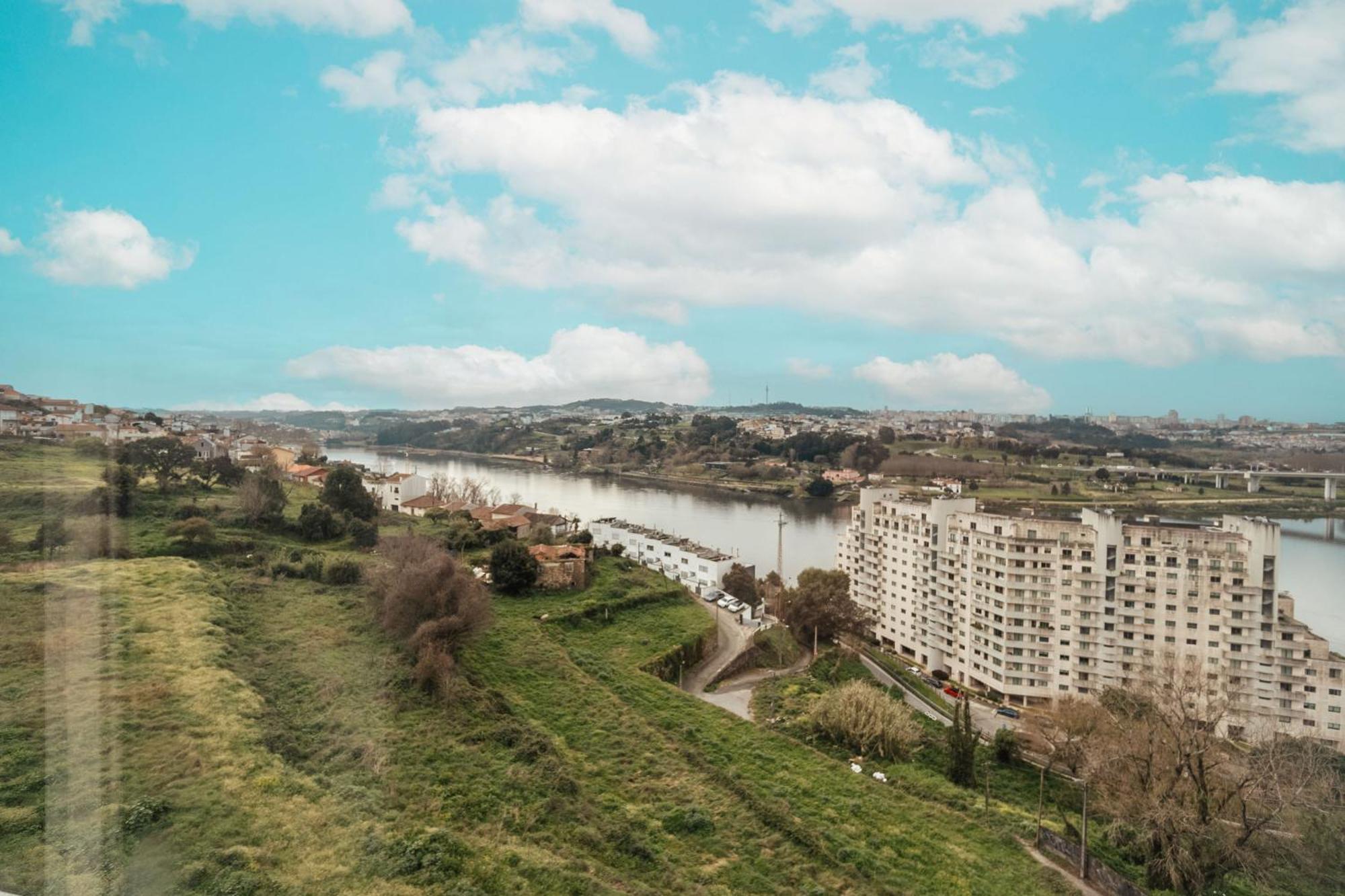 Porto & Douro Vista Apartments By Inviting Valbom (Gondomar) Exterior foto